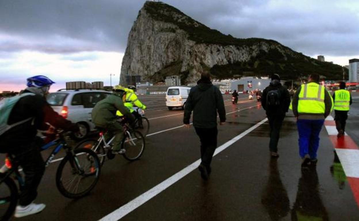 Cola de gibraltar directo