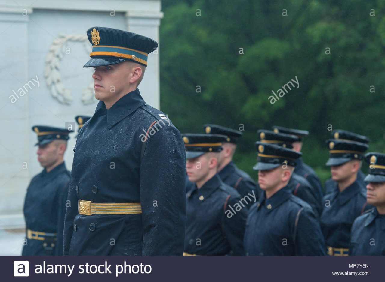 Colocacion distintivos guardia civil