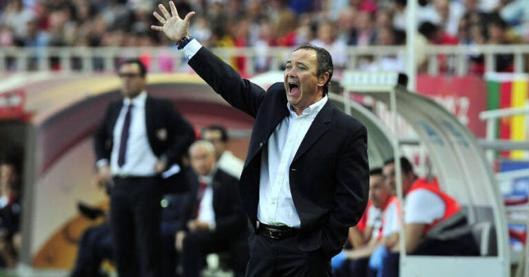 Entrenador del real zaragoza